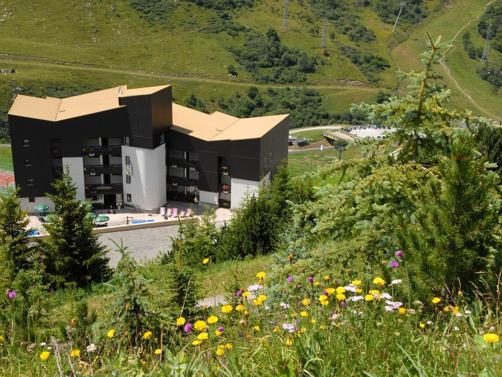Azureva Les Menuires Aparthotel Saint-Martin-de-Belleville Exterior photo